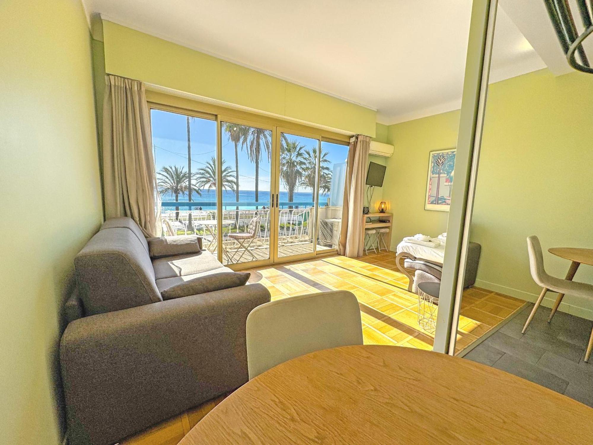 Promenade Holiday - Suffren Beach Nice Exterior photo